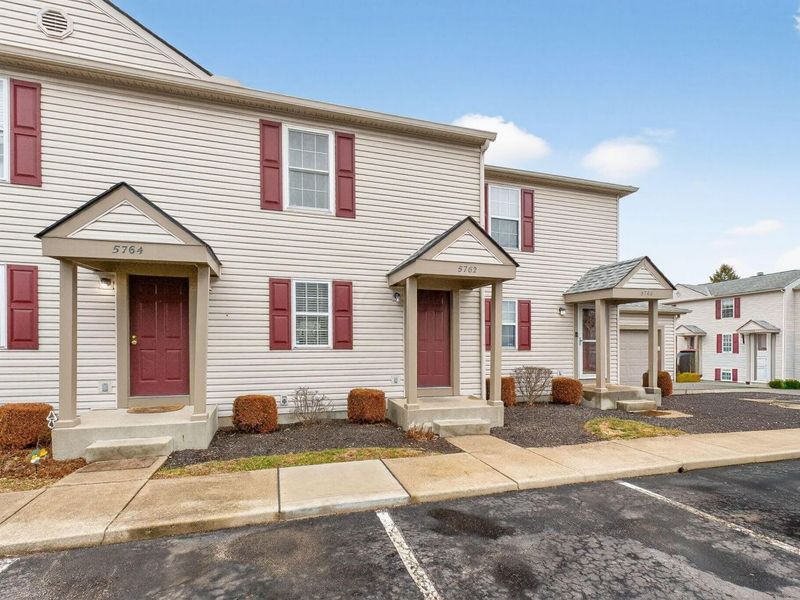 5762 Belmore Drive, Unit 145E, Hilliard, OH 43026 Photo 2