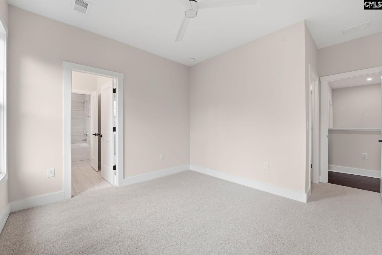 389 Highland Pointe Drive Photo 22