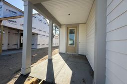 1173 Lady Bird Way photo 4