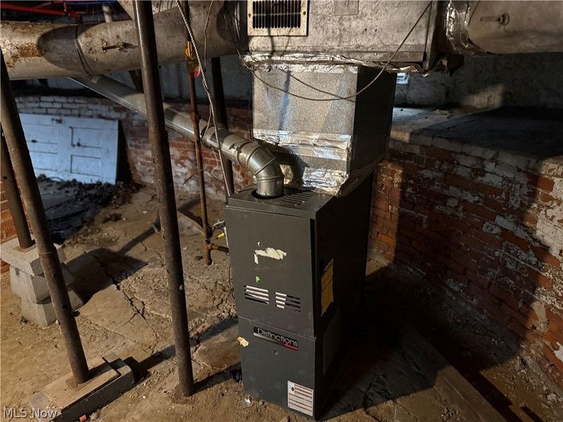 7705 Star Avenue, Cleveland, OH 44103 Photo 38