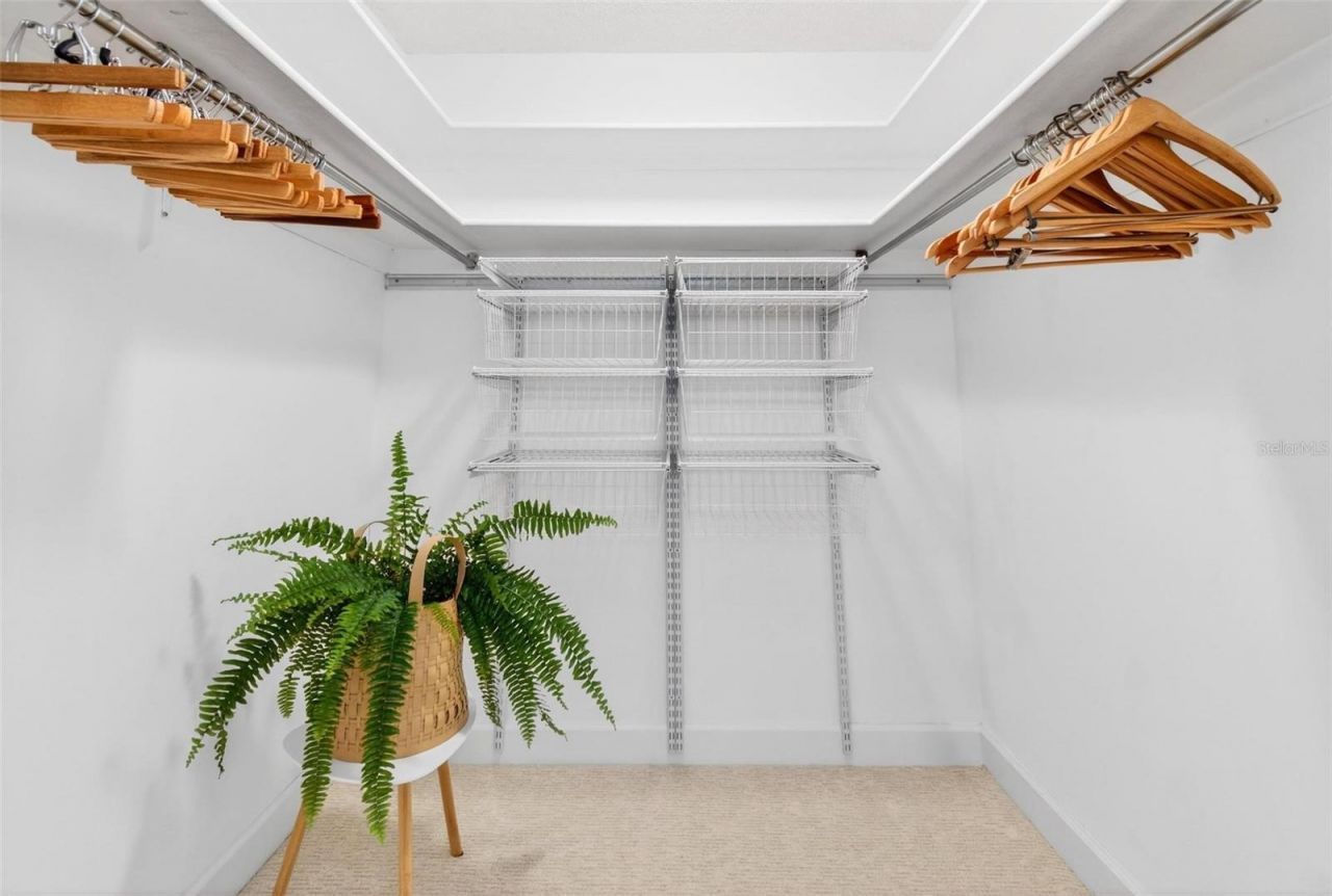 4900 Brittany Drive S, Unit 112, Saint Petersburg, FL 33715 Photo