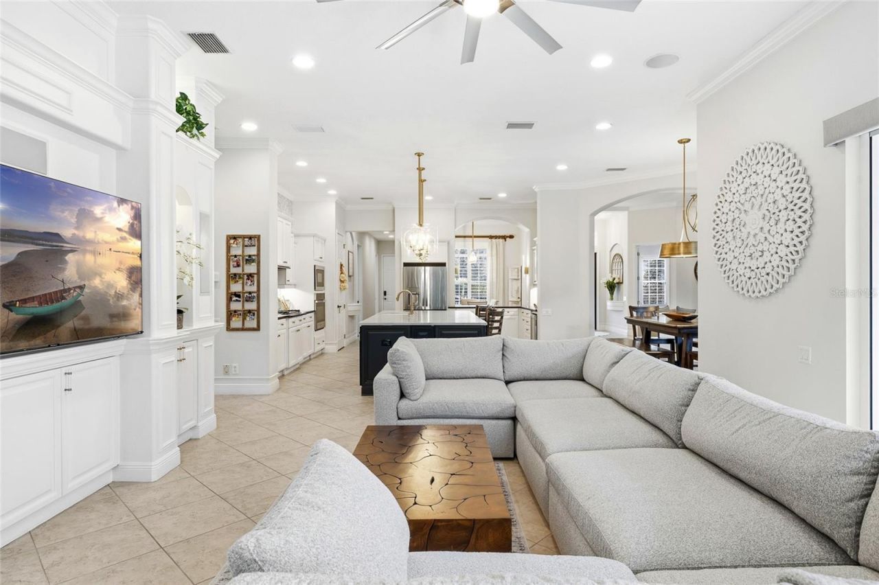 6113 Audubon Manor Boulevard, Lithia, FL 33547 Photo