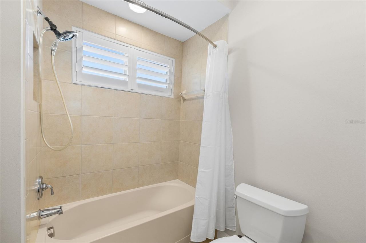 6113 Audubon Manor Boulevard, Lithia, FL 33547 Photo