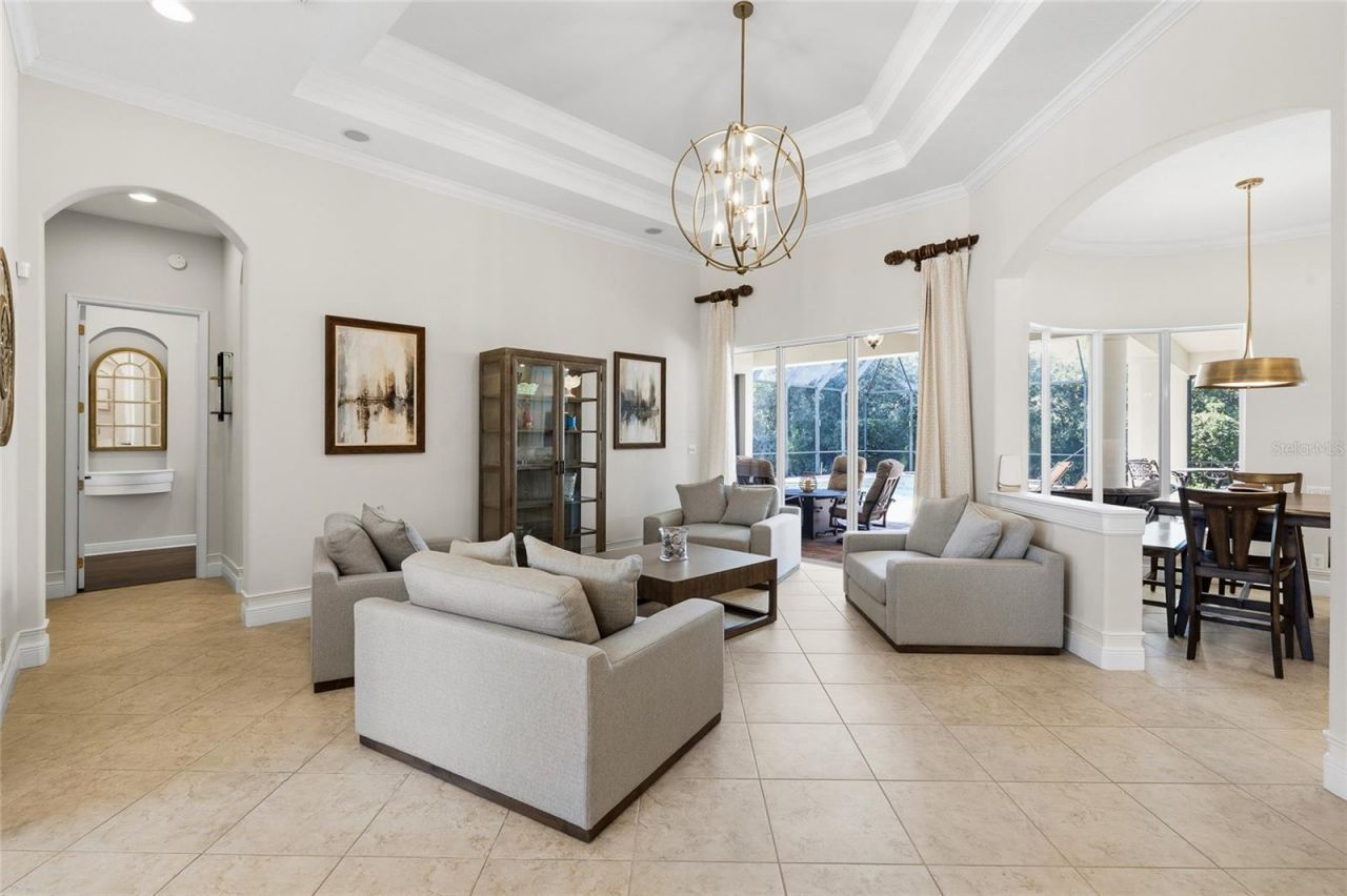 6113 Audubon Manor Boulevard, Lithia, FL 33547 Photo