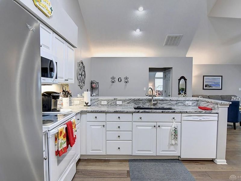 1599 Turnberry Village Drive, Washington Township, OH 45458 Photo 11