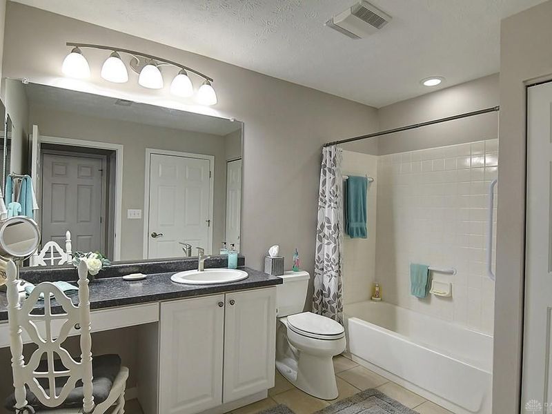 1599 Turnberry Village Drive, Washington Township, OH 45458 Photo 16