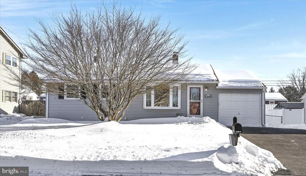 4340 Winfield Terrace, Easton, PA 18045 Main Photo