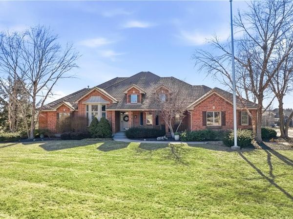 10777 W 179th Terrace, Overland Park, KS 66013