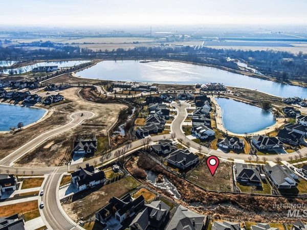 6735 Trinity Creek Ln, Star, ID 83669