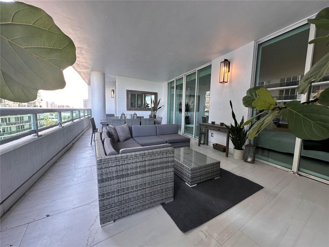 1800 N Bayshore Dr, Unit 812, Miami, FL 33132 Photo