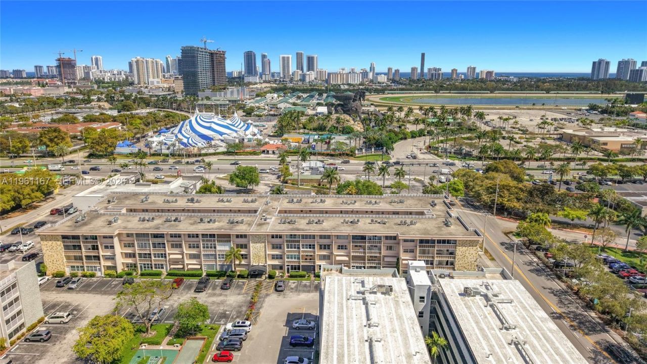 410 SE 2nd St, Unit 115, Hallandale Beach, FL 33009 Photo