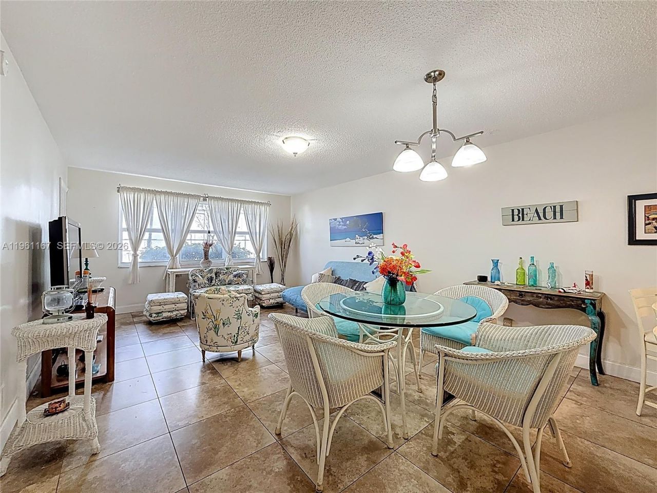 410 SE 2nd St, Unit 115, Hallandale Beach, FL 33009 Photo