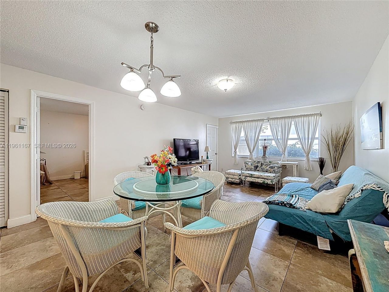 410 SE 2nd St, Unit 115, Hallandale Beach, FL 33009 Photo