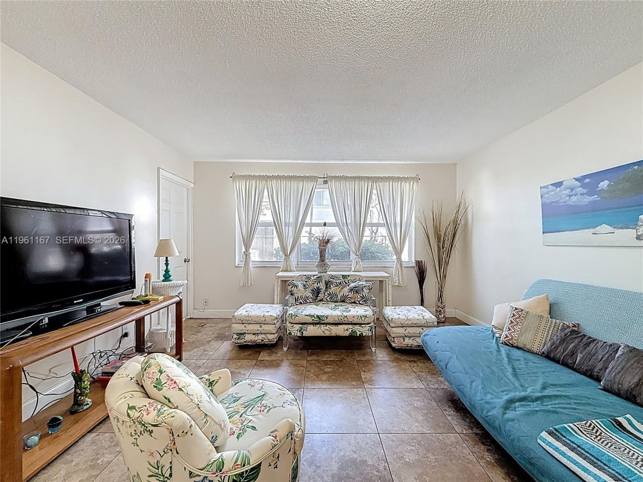 410 SE 2nd St, Unit 115, Hallandale Beach, FL 33009 Photo