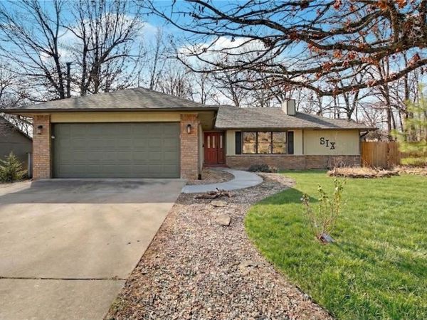 6 Lerwick Lane, Bella Vista, AR 72715