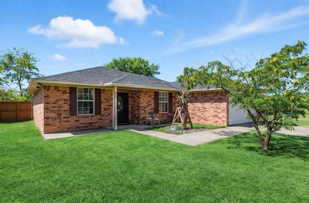 1221 Elmira Street, Weatherford, TX 76086 Main Photo