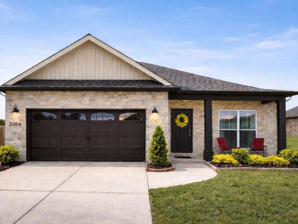 22584 Big Oak Dr, Athens, AL