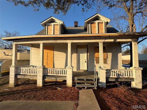 4521 N Belt West, Belleville, IL 62226