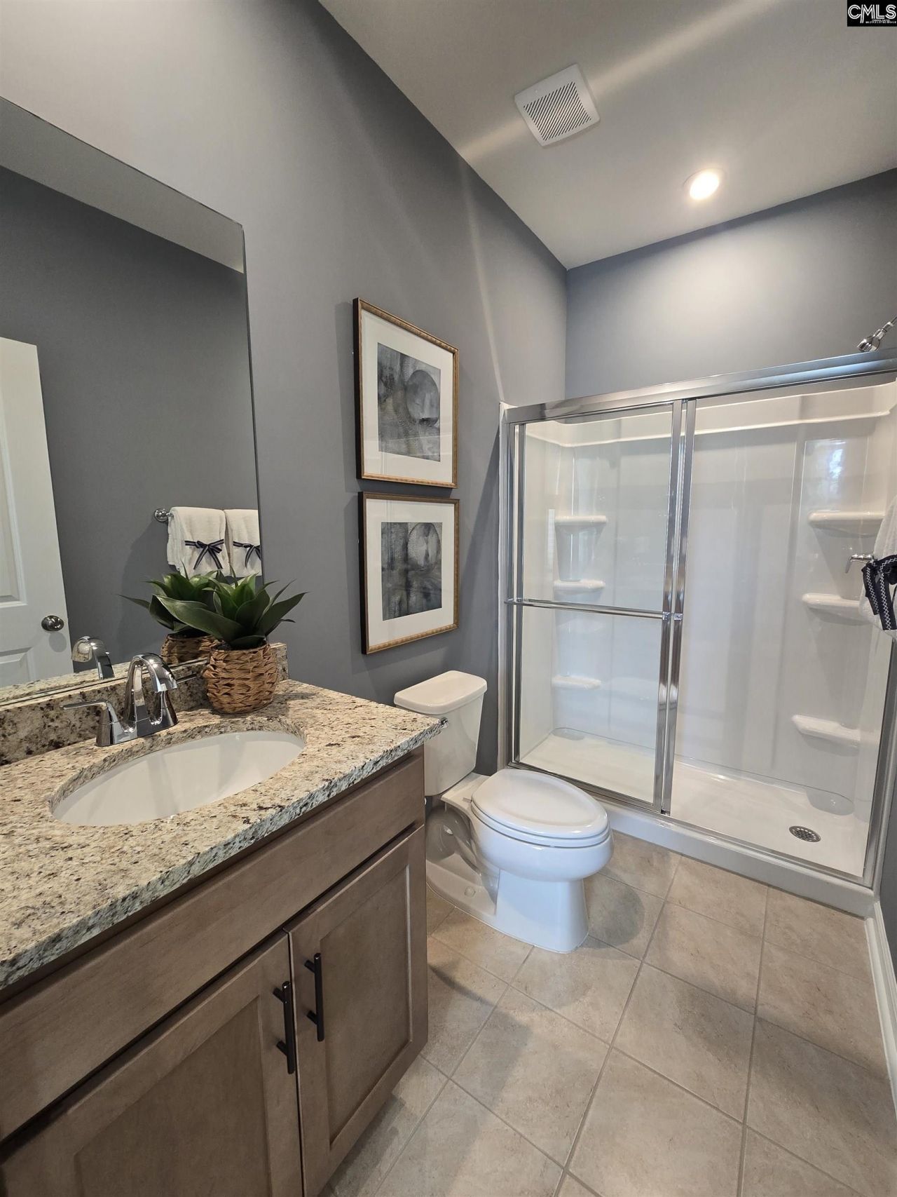 135 Bloomsbury Drive  Photo 31