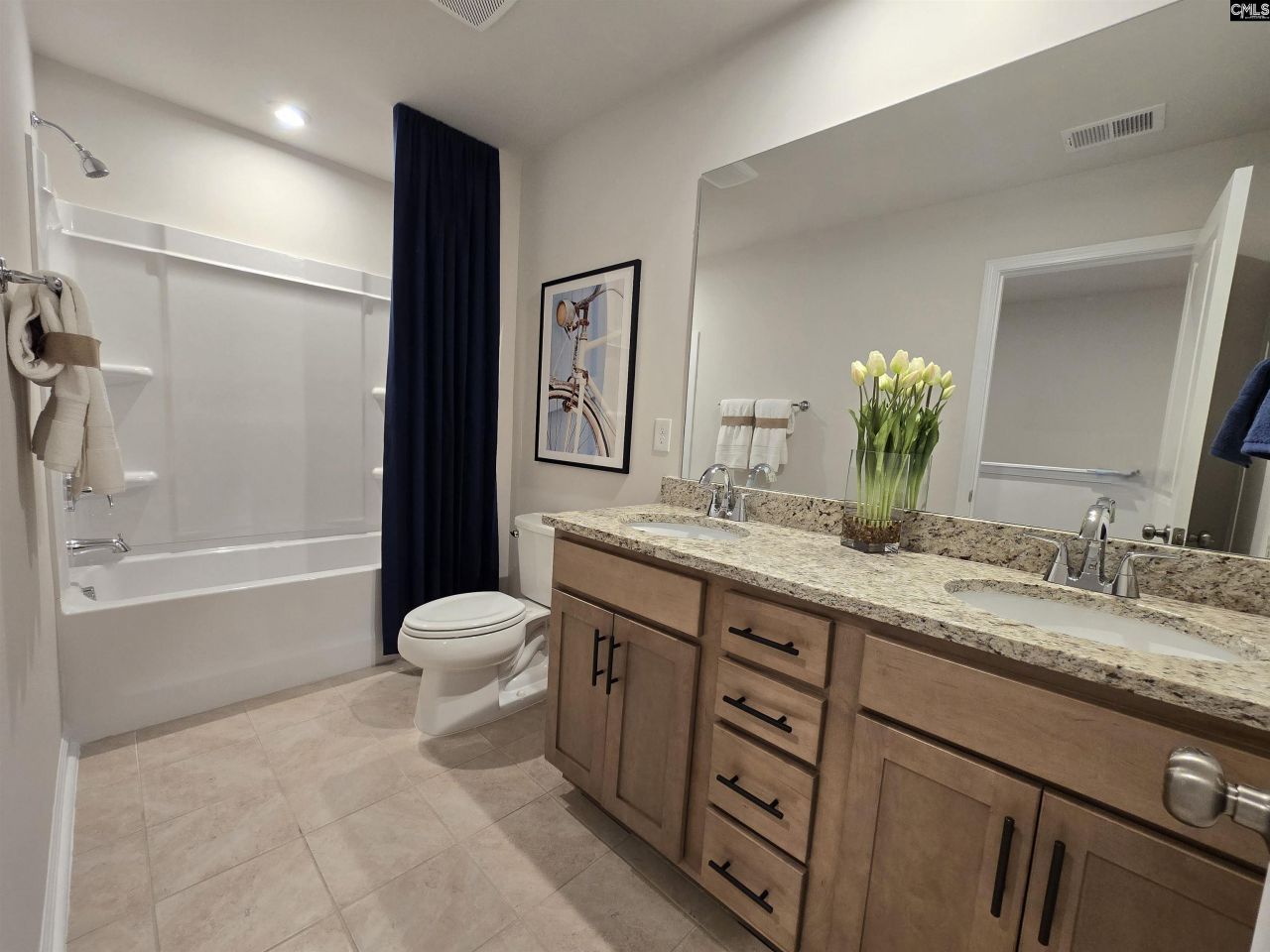 135 Bloomsbury Drive  Photo 53