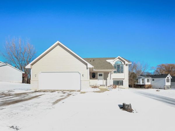 6821 Forest Road, Rockford, MN 55373