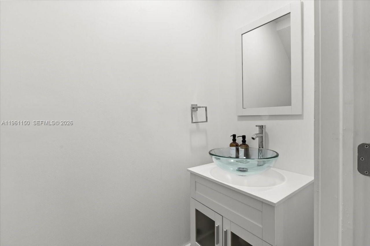 12 Whitehead Cir, Weston, FL 33326 Photo