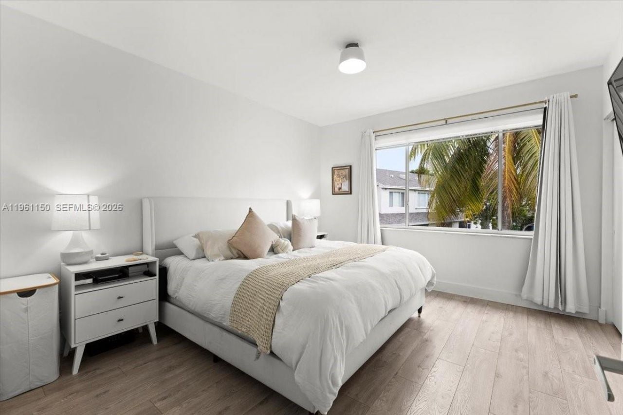 12 Whitehead Cir, Weston, FL 33326 Photo