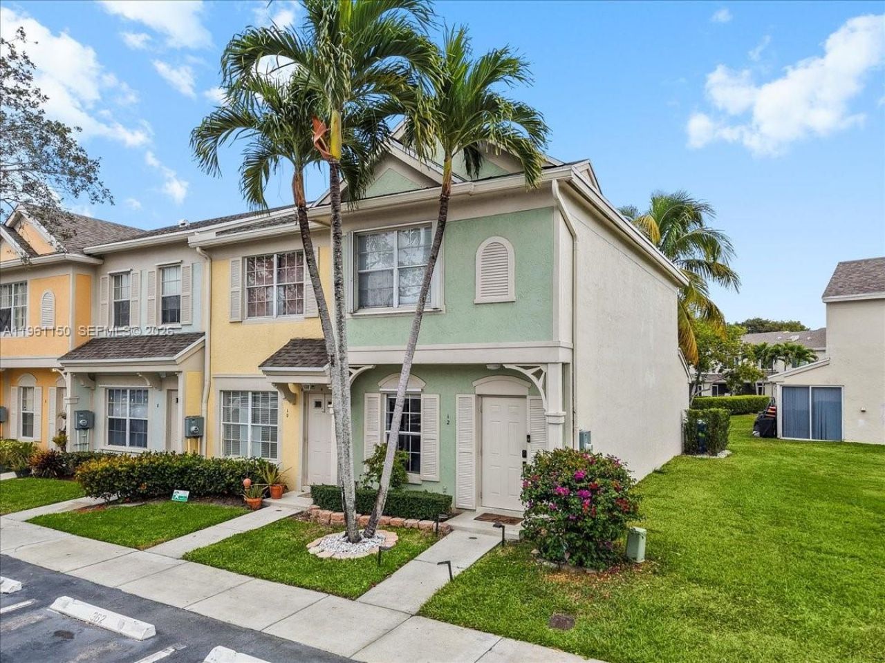 12 Whitehead Cir, Weston, FL 33326 Photo