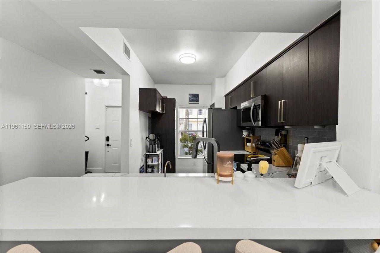 12 Whitehead Cir, Weston, FL 33326 Photo