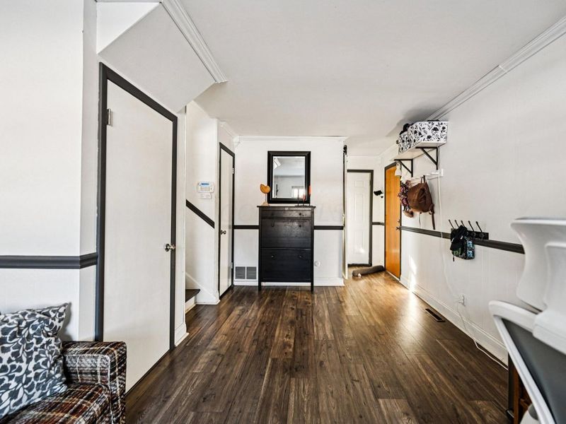 6187 Barberry Hollow, Columbus, OH 43213 Photo 2