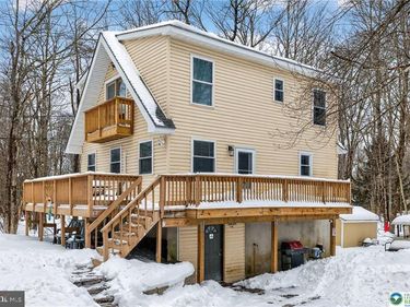 204 YUMA TRAIL, POCONO LAKE, PA 18347