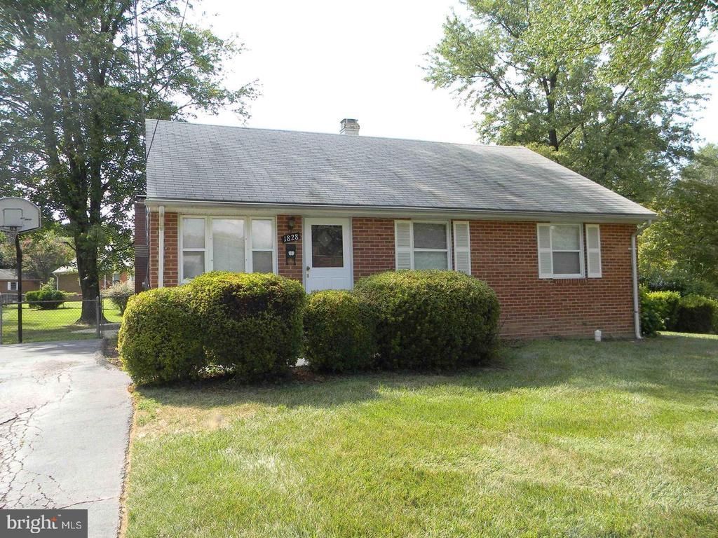 1828 Olmstead Drive, Falls Church, VA 22043 Main Photo