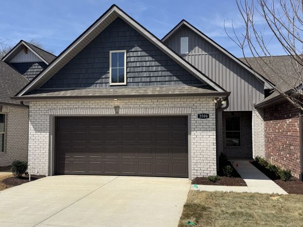 3506 Oakland Rd, Springfield, TN 37172