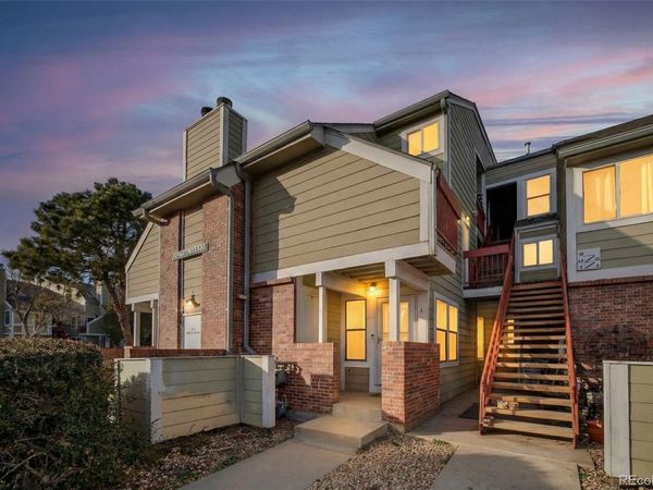 912 S Dearborn Way, Unit 4, Aurora, CO 80012