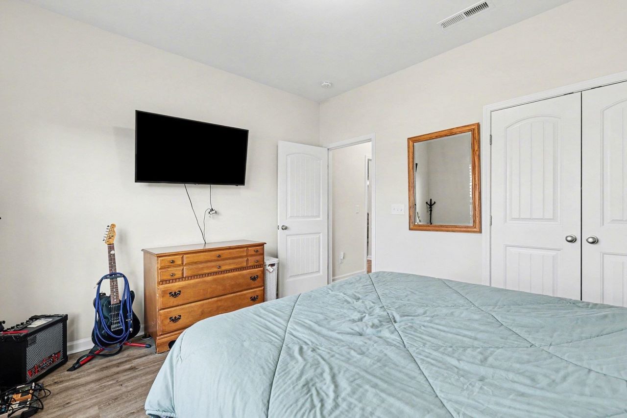 391 Hayloft Circle Photo 12