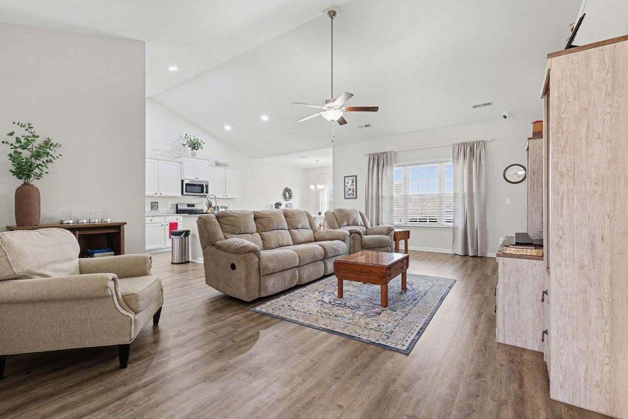 391 Hayloft Circle Photo 21