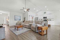 391 Hayloft Circle photo 4