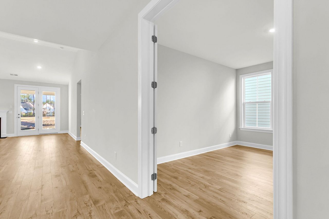 723 Maynard Lane Photo 14