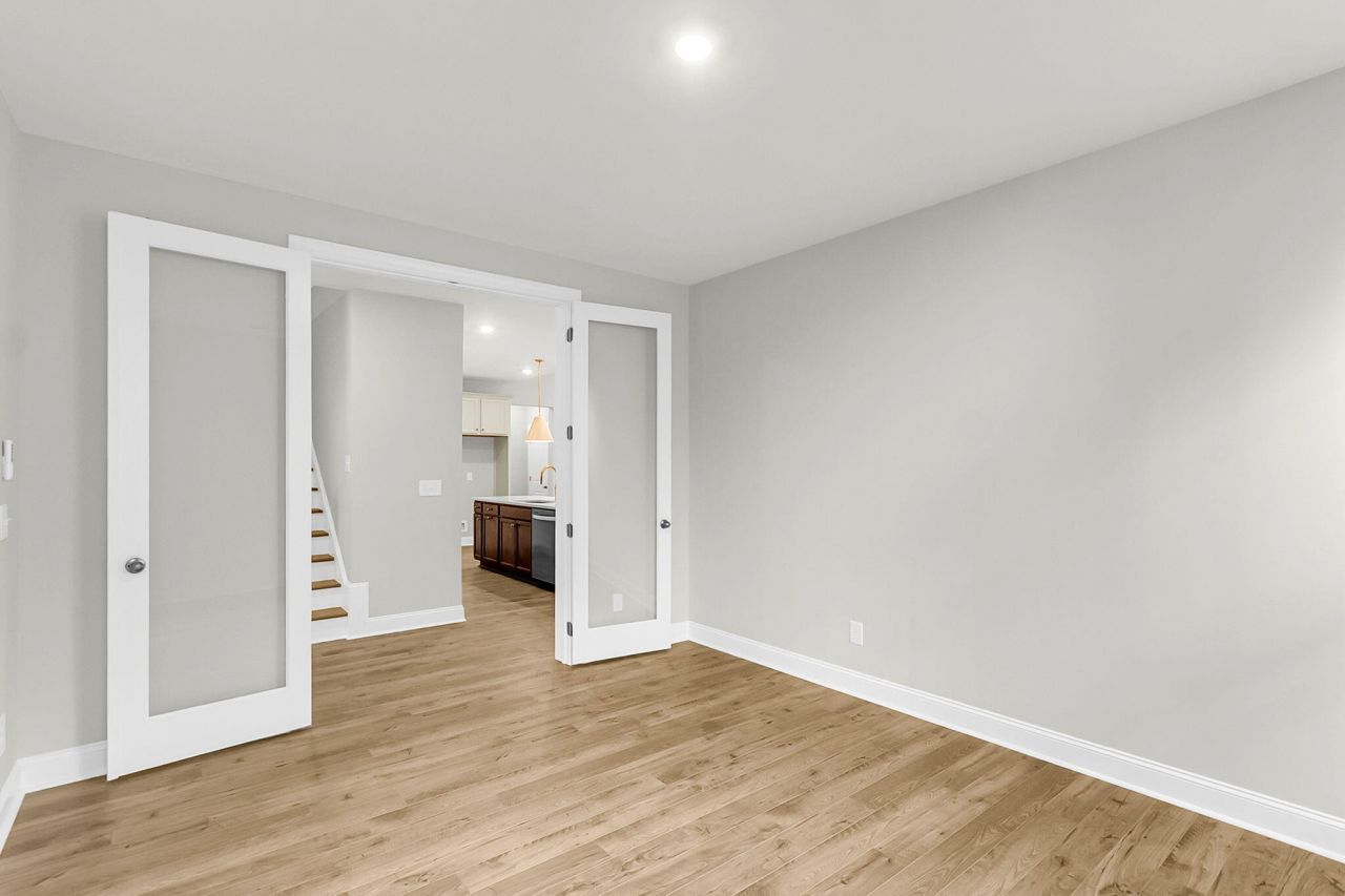 723 Maynard Lane Photo 15