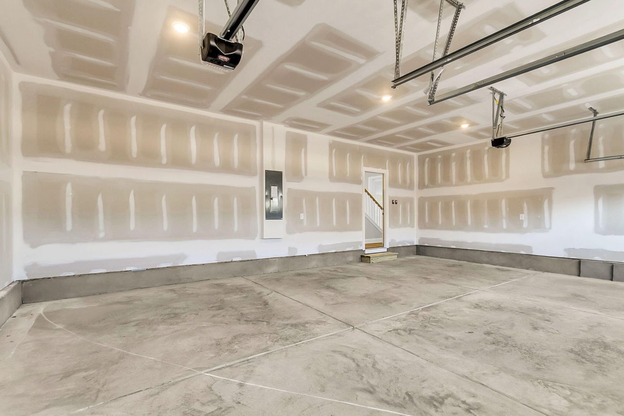 723 Maynard Lane Photo 53