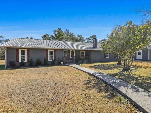 24450 JONES Road, Springfield, LA 70462