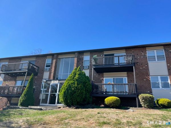 43 Balance Rock, Unit APT 1, Seymour, CT 06483