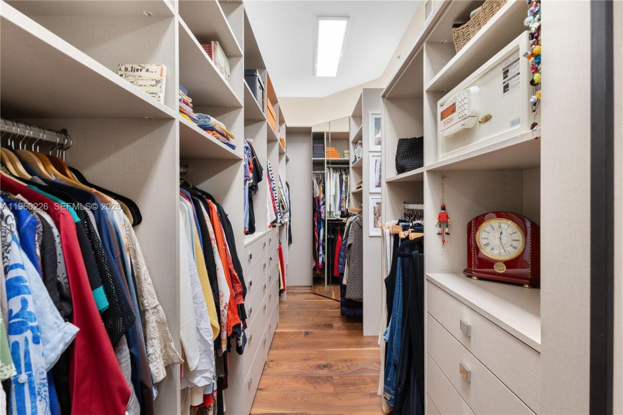 16047 Collins Ave, Unit 1001, Sunny Isles Beach, FL 33160 Photo