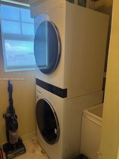 100 Lincoln Rd, Unit PH4, Miami Beach, FL 33139 Photo