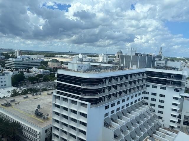 100 Lincoln Rd, Unit PH4, Miami Beach, FL 33139 Photo