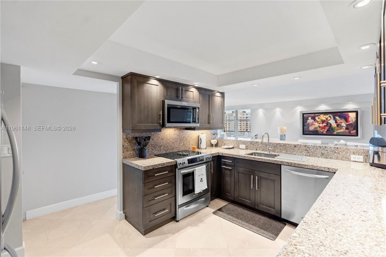 1920 S Ocean Dr, Unit 17D, Hallandale Beach, FL 33009 Photo