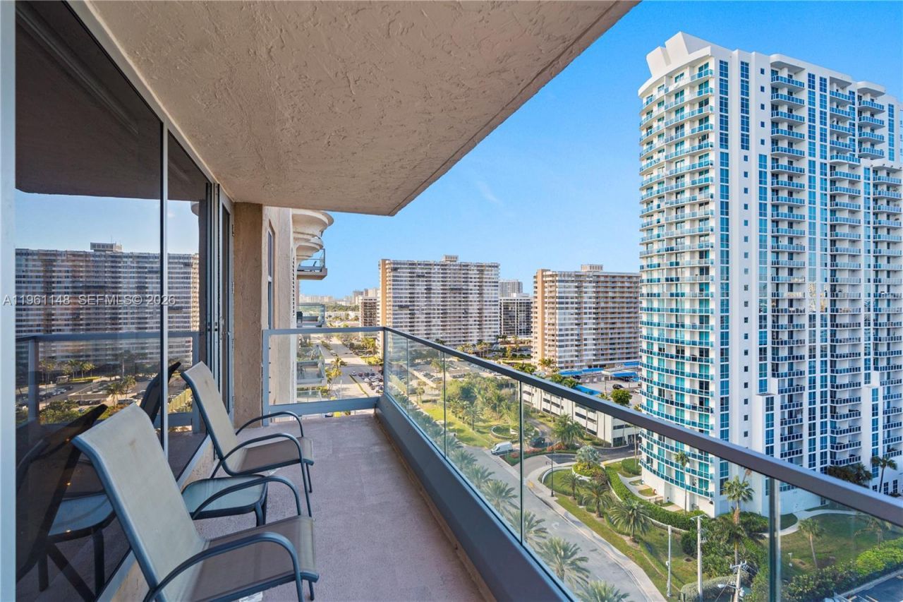 1920 S Ocean Dr, Unit 17D, Hallandale Beach, FL 33009 Photo