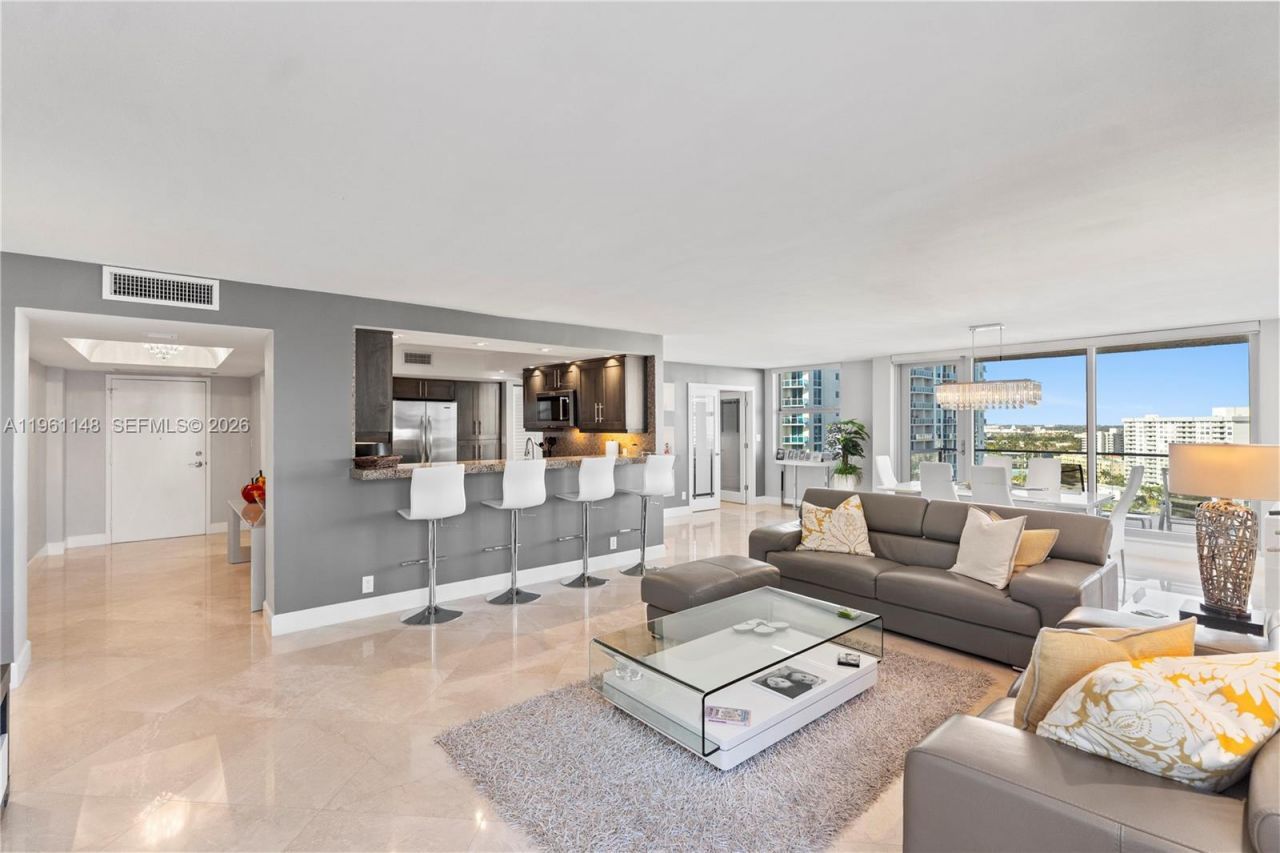 1920 S Ocean Dr, Unit 17D, Hallandale Beach, FL 33009 Photo