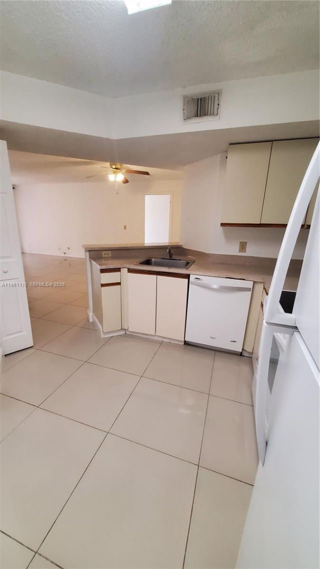 9055 Wiles Rd , Unit 103, Coral Springs, FL 33067 Photo