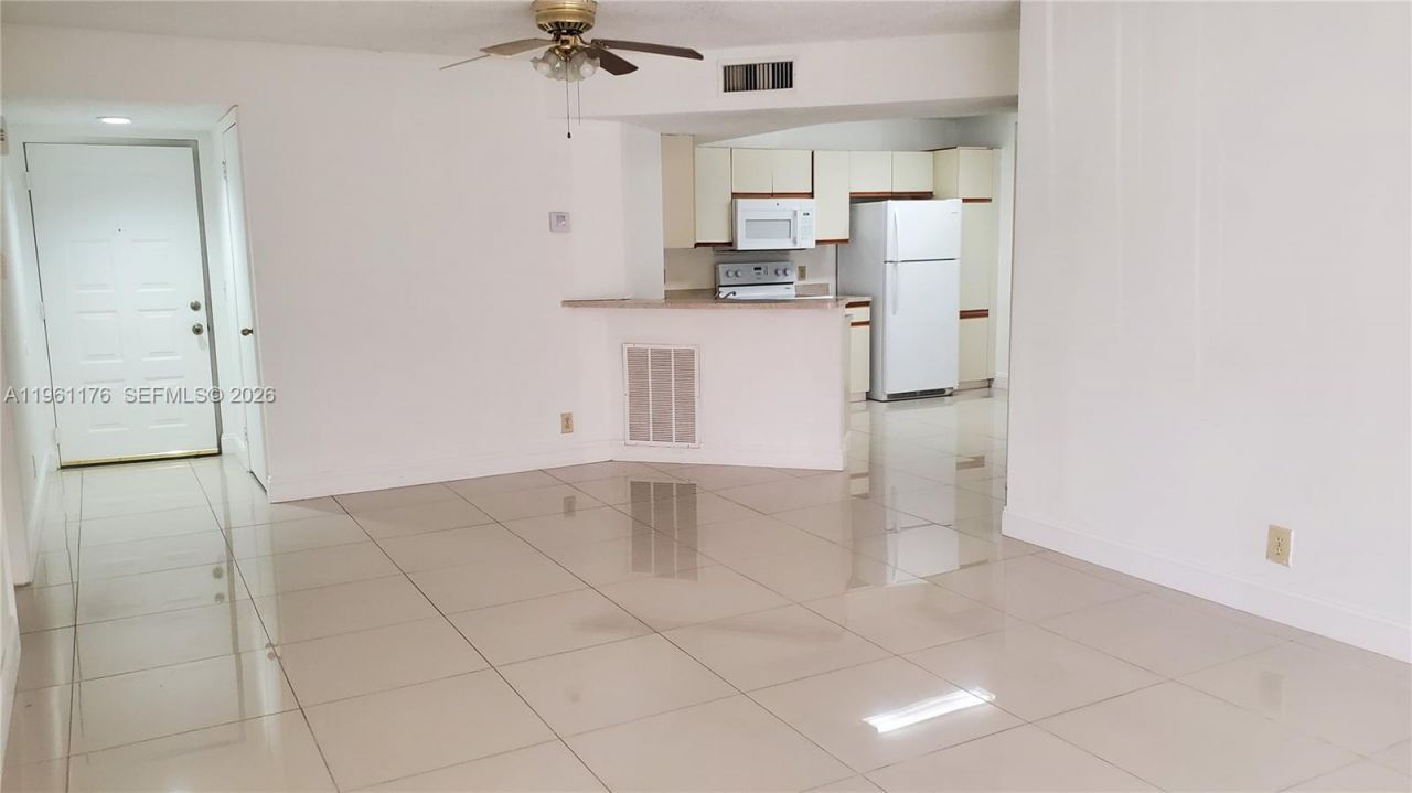 9055 Wiles Rd , Unit 103, Coral Springs, FL 33067 Photo